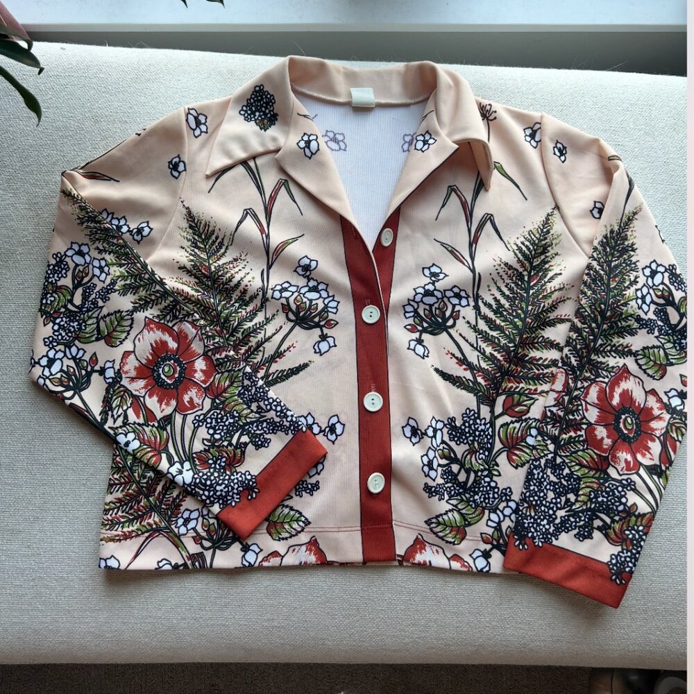 Vintage Floral Button Up Blouse Size Medium